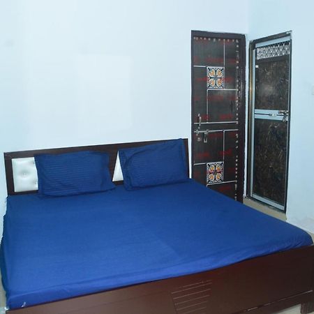Hotel Chandrasha Villa Ayodhya Dham Ram Mandir 600 Meter Exterior photo