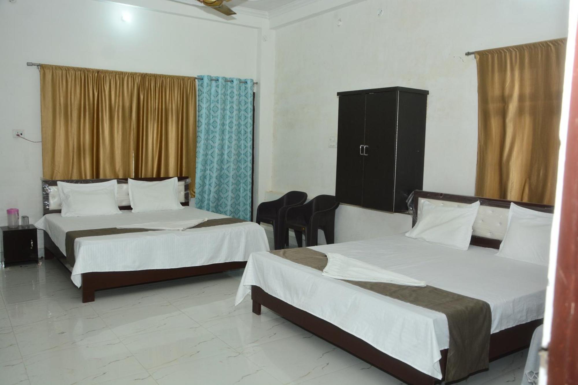 Hotel Chandrasha Villa Ayodhya Dham Ram Mandir 600 Meter Exterior photo